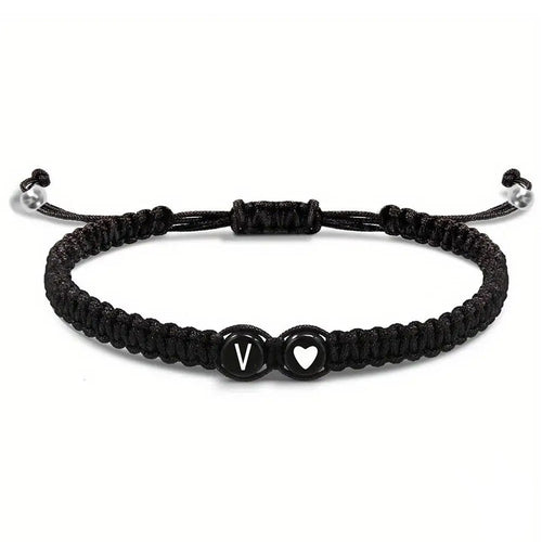 Bransoleta z inicjałem